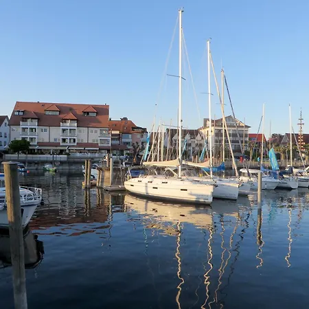Fischerstrasse - Modern Und Seenah Mit Wohlfuehlcharakter * لانغنارغن